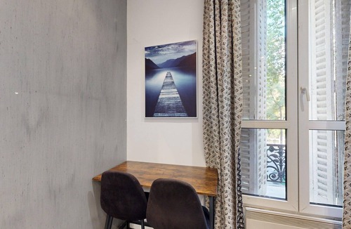 Strasbourg -Saint-Denis Apartment | TheBlueStay 63 - Beautiful A/C Apt in Paris 2
