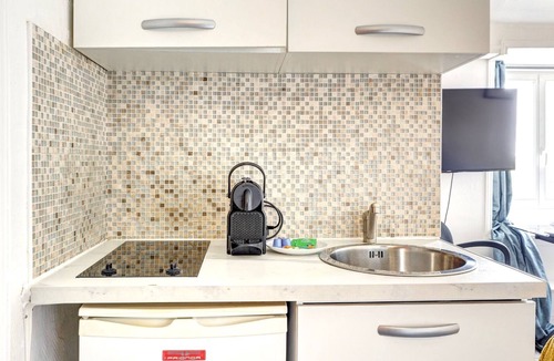 Quartier du Petit-Montrouge Apartment | TheBlueStay 832 – Bright Cosy Studio – Montrouge