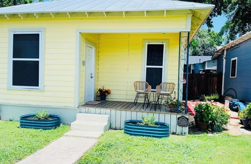 Near East Side House | TheEastsider-Frost Bank Center/Convention Center/Alamodome/Riverwalk