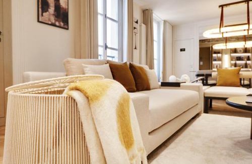 Saint-Merri Apartment | TheLander - Serviced Apartment in Le Marais
