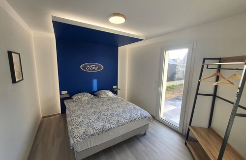 Guecelard House | Theme house Le Mans 66