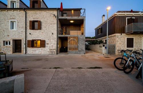 Kaprije House | themomentscottage