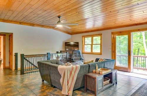 Town of Webb House | Thendara Cabin on Moose River w/Game Room!