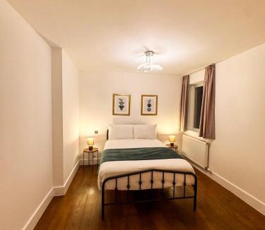 Peninsula Apartment | Theory Stay