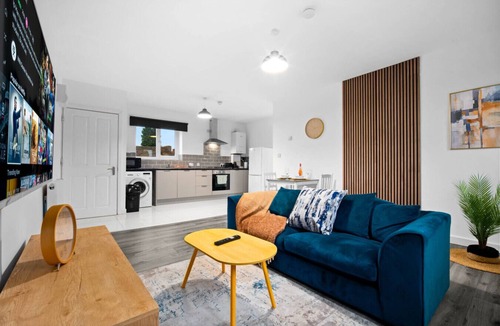 Cradley Heath Apartment | There is 1 bedroom with 1 small double bed, able to comfortably accommodate 2 guests.