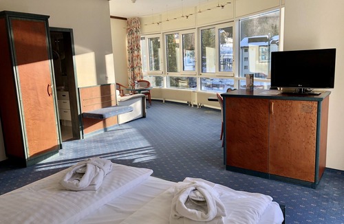 Leukerbad Hotel | Thermalhotels & Walliser Alpentherme Spa
