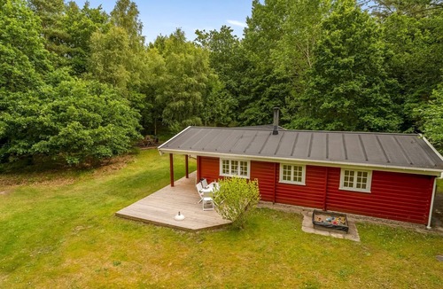 Nordost House | "Thermet" - 1.6km from the sea by Interhome