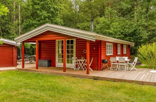 Nordost House | "Thermet" - 1.6km from the sea by Interhome