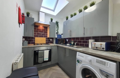 Cathays House | Thesiger 4 (2 beds)