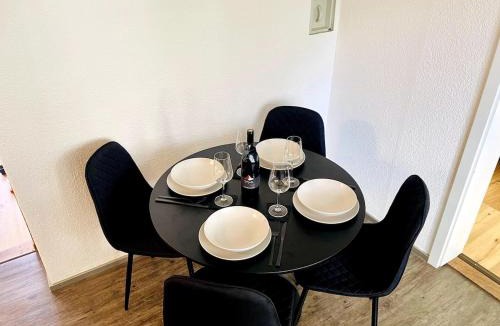 Unterseen Apartment | -TheUrbanist- Central 2 BD Free Parking Fast WiFi