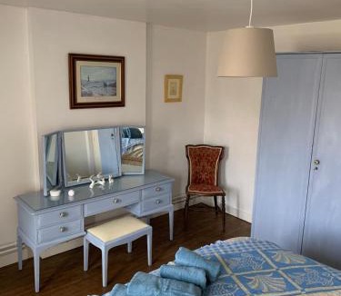 Thiat House | Thiat guest house