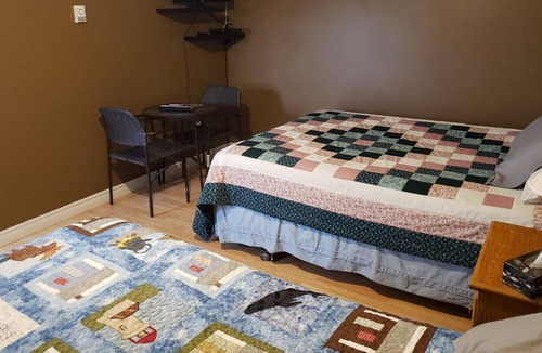 Cormack House | Thickwood Inn - Room #4