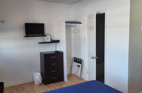 Cormack House | Thickwood Inn - Room #5 (2 people)