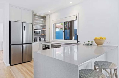 Mermaid Beach Apartment | Thirty-Nine Albatross (Apartment 1)