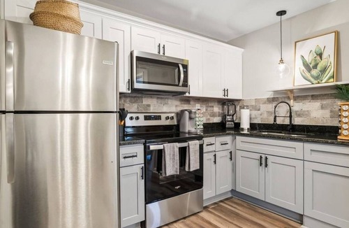 Hampton Apartment | This apartment is a 1 bedroom(s), 1 bathrooms, located in Hampton, VA.