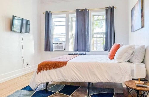 East Avenue Apartment | This apartment is a 1 bedroom(s), 1 bathrooms, located in Rochester, NY.