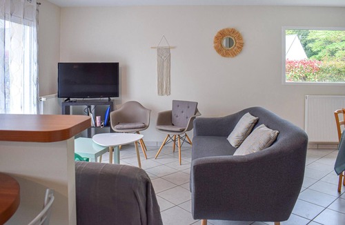 Tregueux House | This beautiful and friendly vacation home welcomes you in Trégueux.