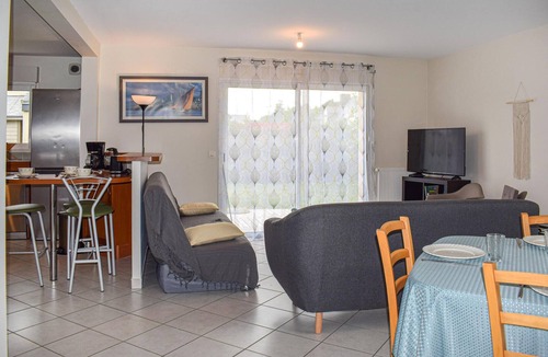 Tregueux House | This beautiful and friendly vacation home welcomes you in Trégueux.