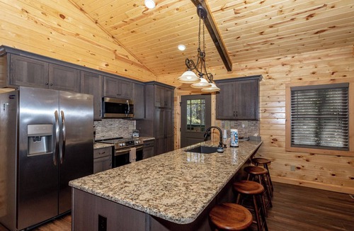 Townsend Cabin | This beautiful Contemporary home located on 30 acres with walking trails