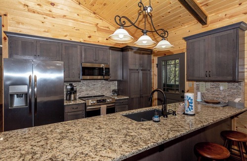 Townsend Cabin | This beautiful Contemporary home located on 30 acres with walking trails