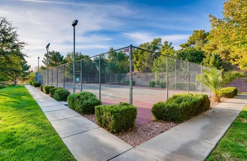 Paradise Hills Condo | This beautiful in Clark County