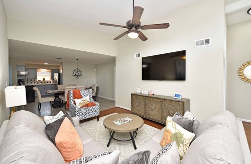 Sharpstown House | This charming 3 bedroom,1.5 bathroom home is the perfect place to relax!