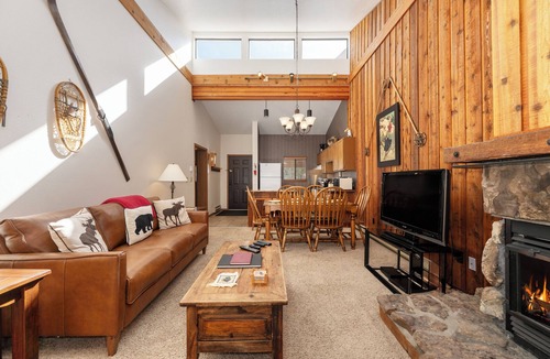 Winter Park Condo | This classic Winter Park condo has all that you need for your vacation