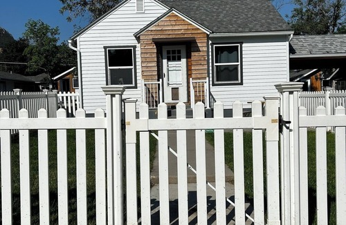 Helena House | This cozy house has been completely remodeled inside and features three bedrooms.