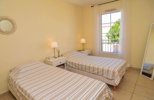 Aigues-Mortes House | This delightful vacation home in the Venice of Provence is located opposite one of the most prestigi