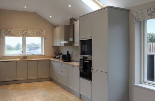 Llanuwchllyn Cottage | This immaculate cottage with hot tub will not disappoint.