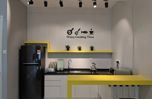 Gelugor Condo | This is a abstract & luxurious design home. Clean & cozy, simple yet functional.