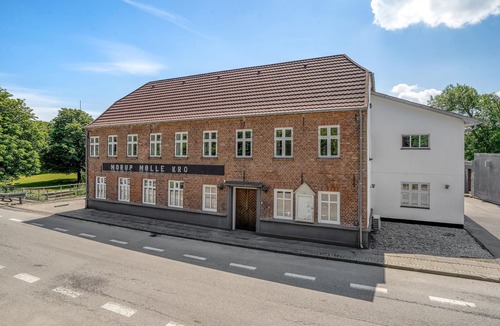 Bedsted House | This is an old inn in Morup Mølle, which provides 11 rooms.