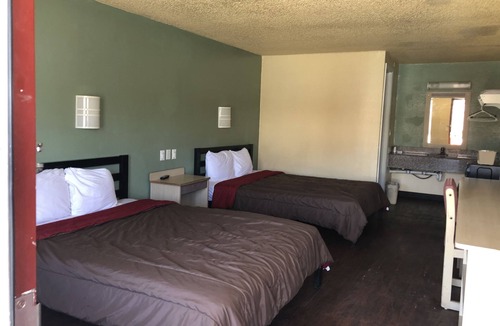 Mentor House | This is mentor home inn & suites