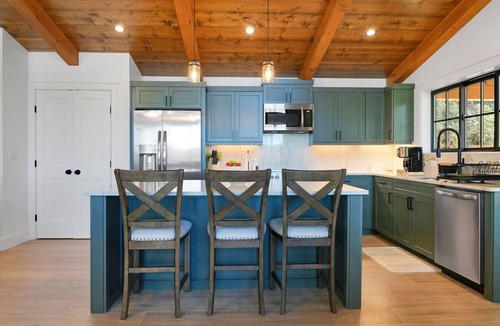 Cullowhee House | This is The Life - stunning mountain and lake view