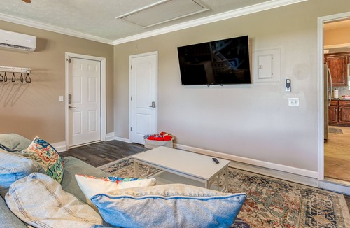 Thomas Drive House | This is the one! Coastal dream 4 min to the beach