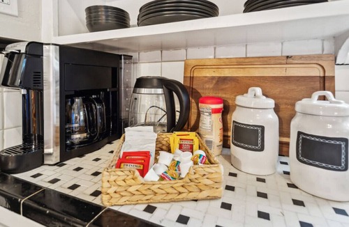 Fort Worth Cultural District House | This is Your Home Away From Home! Warm & Comfy 2BD