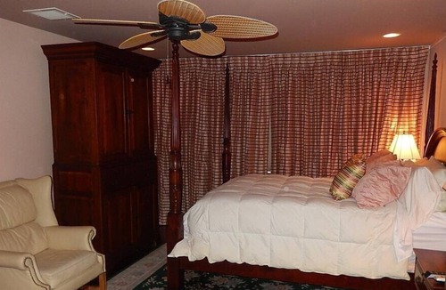 Riverside Park House | This listing is no longer available