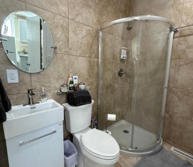 Cheyenne Apartment | This little house close to hospital,downtown & CFD