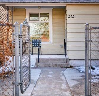 Cheyenne Apartment | This little house close to hospital,downtown & CFD