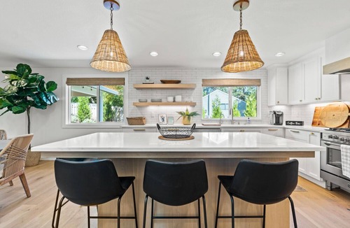 Palisades House | This luxurious home will make for an amazing stay!