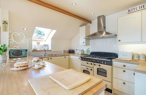 Henshaw Cottage | This luxury Lodge certainly has the wow factor with amazing spaces both inside and out.