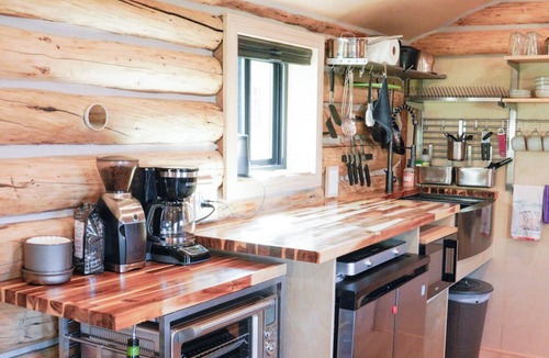 Cooke City-Silver Gate Cabin | This Must Be The Place - Newly Renovated Cabin in Downtown Cooke City