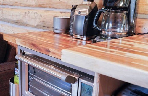 Cooke City-Silver Gate Cabin | This Must Be The Place - Newly Renovated Cabin in Downtown Cooke City
