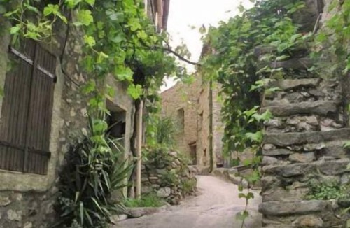 Amelie-les-Bains-Palalda House | This property has been sold and is no longer available for rental.