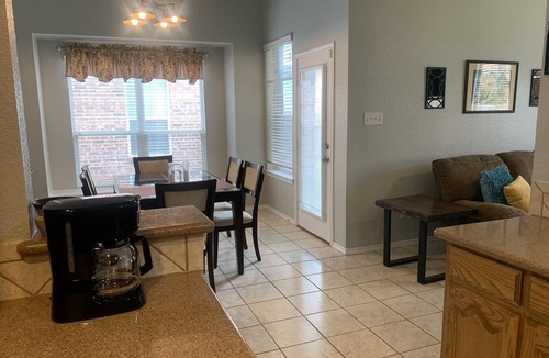 Central Arlington House | This Texas Oasis Home in a quiet neighborhood with easy access to IH-30