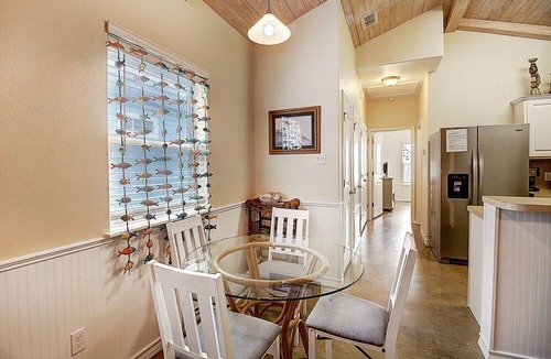 Port Aransas Condo | This unit offers a fabulous slope entry pool, gas BBQ grills and is close to man