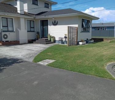 Taradale Bed & Breakfast | Thistle B&B