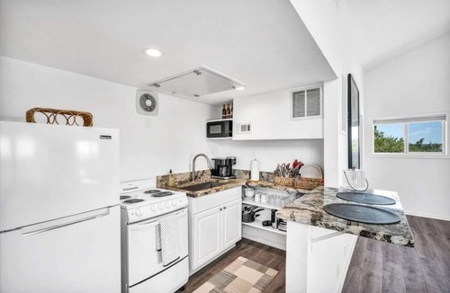 Austin Apartment | Thistle Hill Modern Barndominium wt Amazing View!
