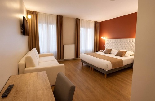 Thoiry Hotel | Thoiry Etoile Lodge, Sure Hotel Collection by Best Western