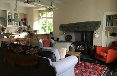 Hartsop Cottage | THOMAS COTTAGE, pet friendly, with open fire in Ullswater